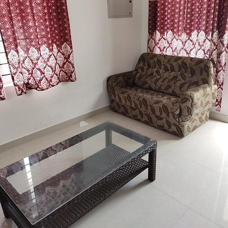 Fully Furnished 3Bhk 2 Floor Villa Ангамали Экстерьер фото